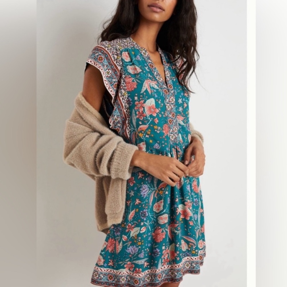 Anthropologie Zenia Mini Floral Flutter Sleeve Dress